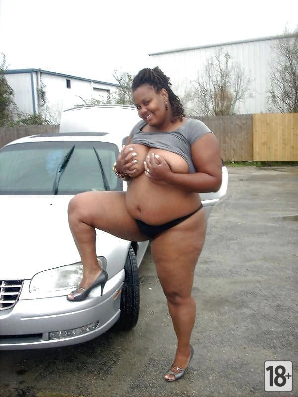 Приватные интимные фото женщин африканского происхождения с избыточным весом.