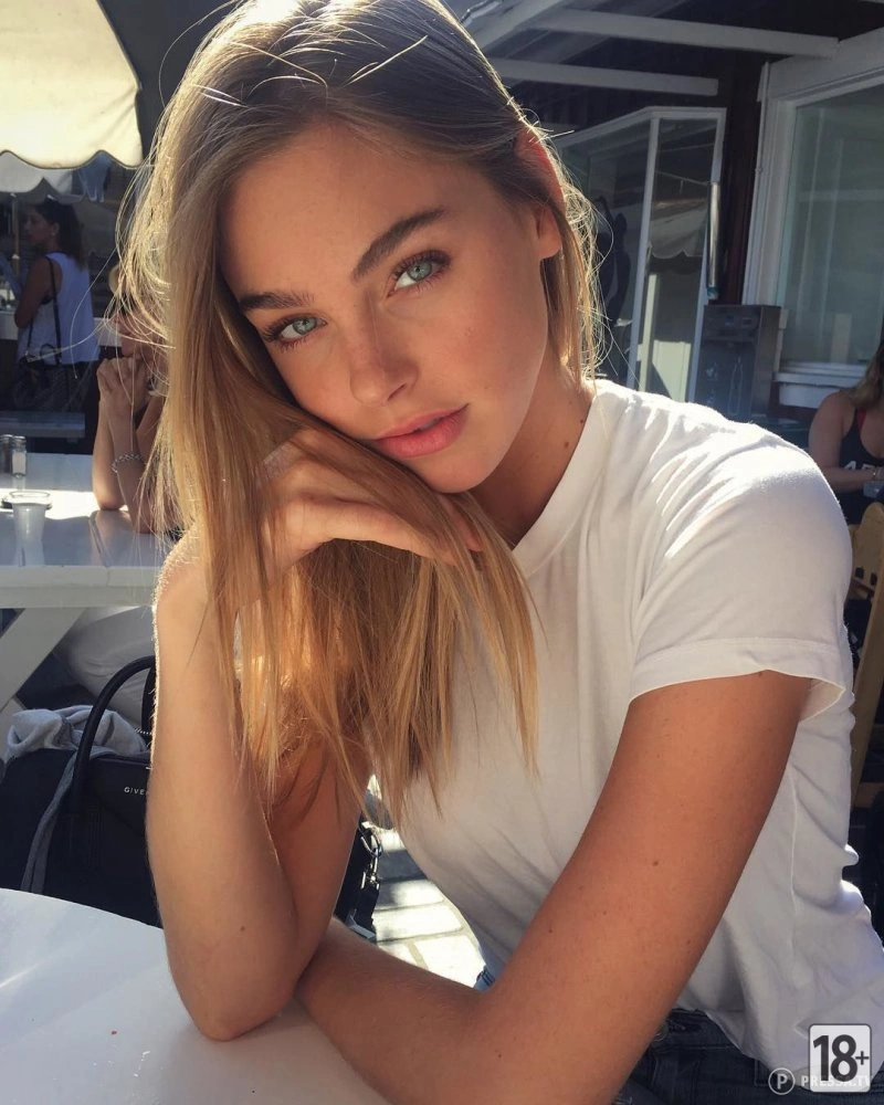 Красивые девушки из разных стран ( 20 фото )